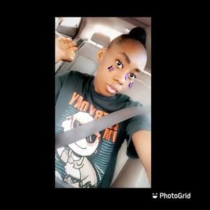 Meet your Posher, Quintella